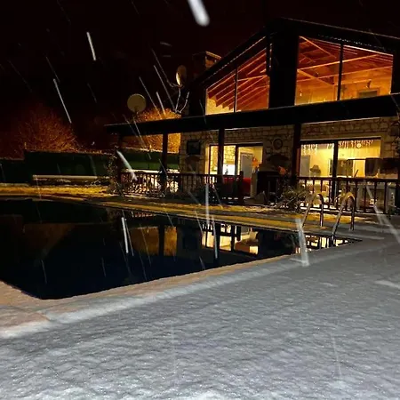 Villa Gizlibahcekabakoz